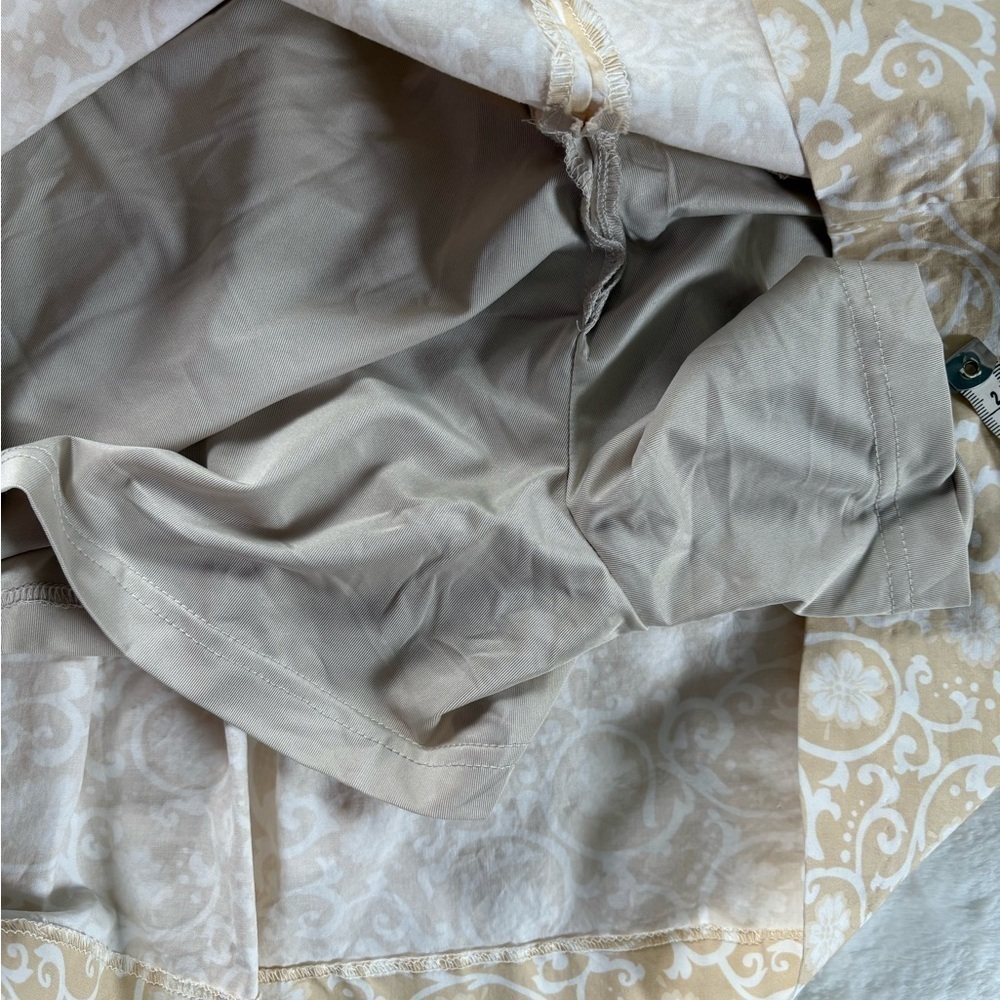 Izod Mini Skort with built in shorts Pleats and Pockets, cream Skirt Sz: 14 - Picture 7 of 9